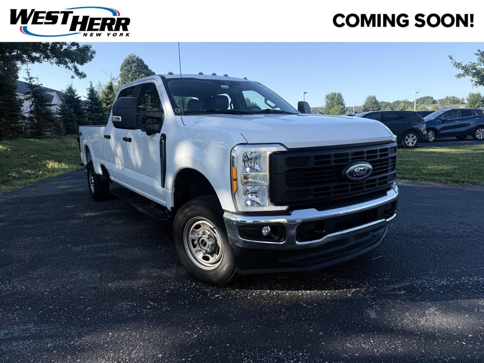 Used 2023 Oxford White Ford XL image 1