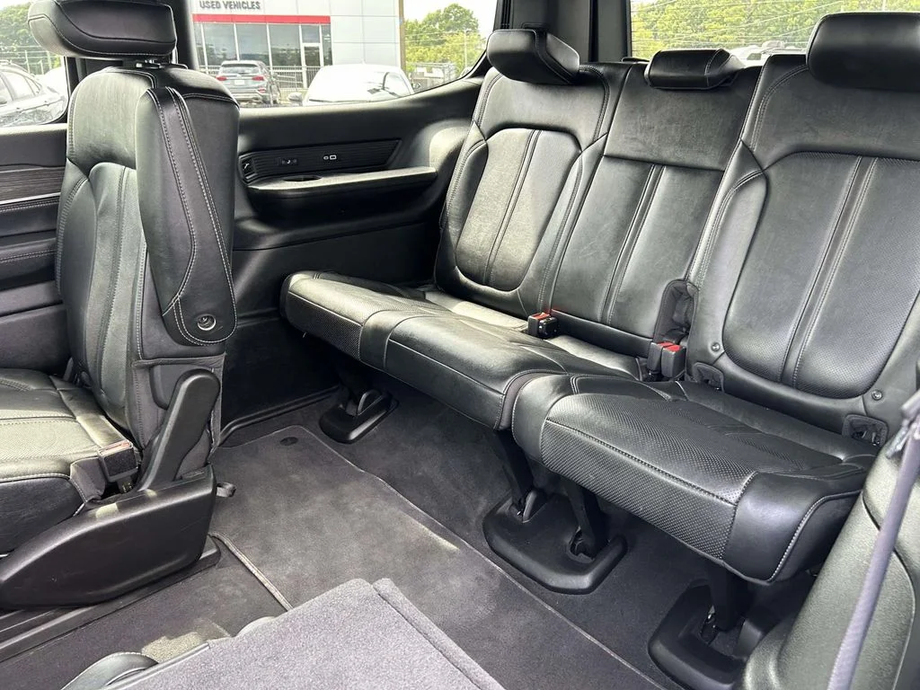 Used 2024 White Jeep Series III image 15