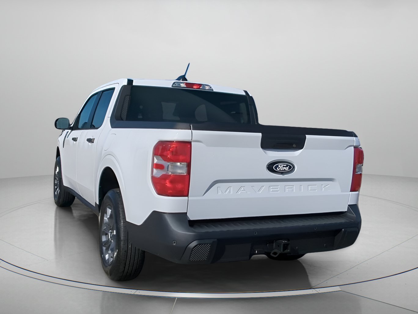 New 2026 Oxford White Ford XLT image 20