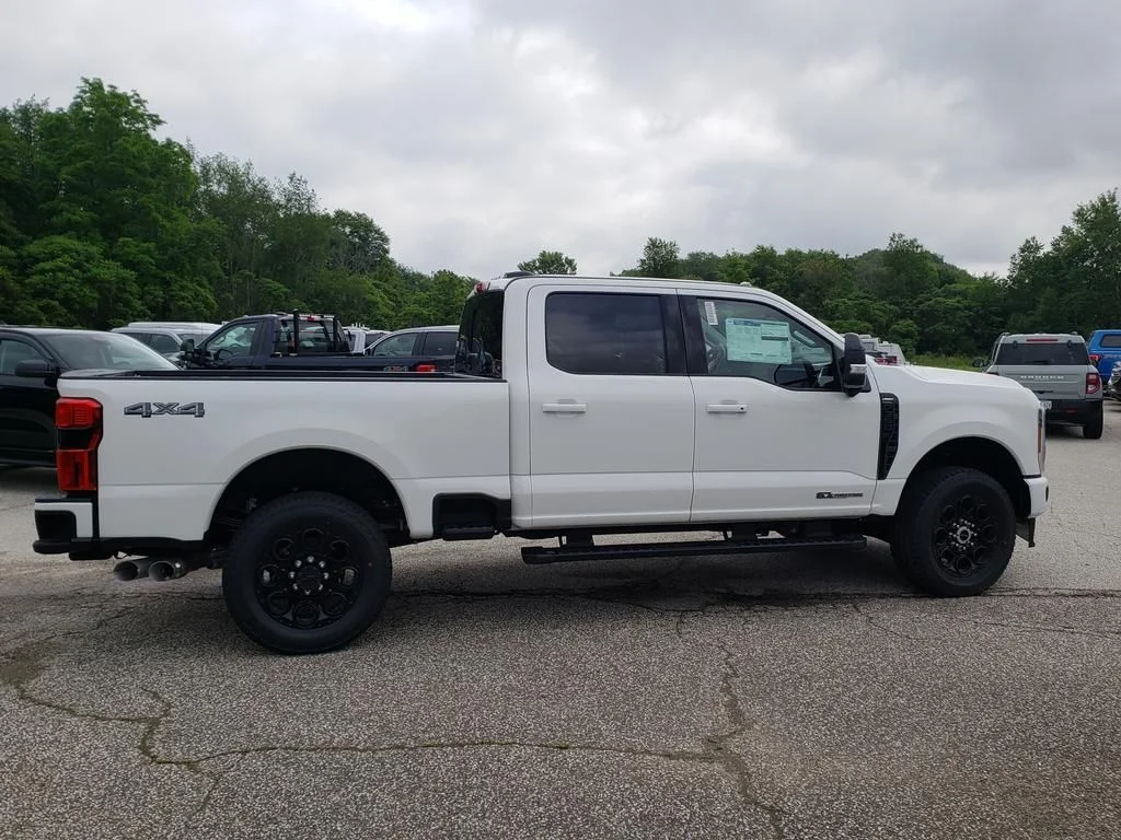 2025 Ford F-350 Super Duty Lariat - Photo 9