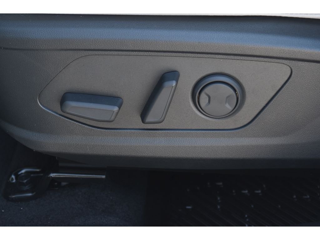 2026 Hyundai Santa Cruz Limited - Photo 33