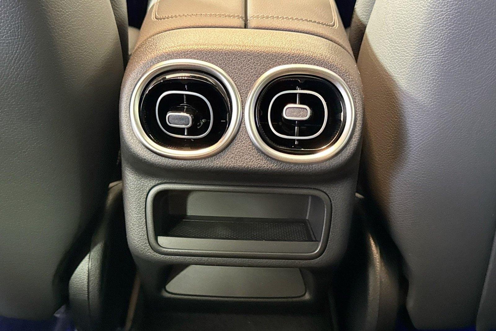 New 2026 Black Mercedes-Benz GLC 300 image 23