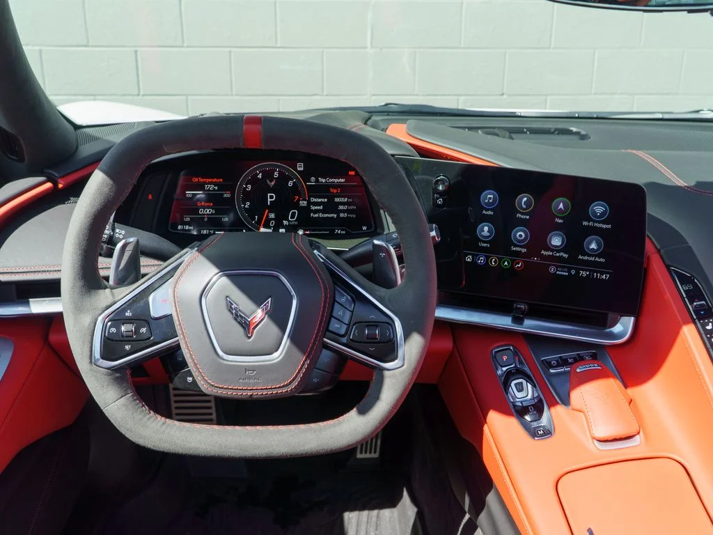 Used 2023 Arctic White Chevrolet Stingray image 22