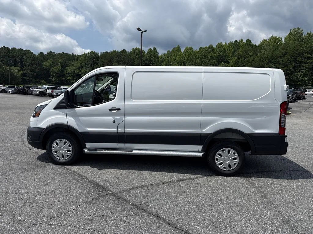 Used 2025 White Ford Base image 4