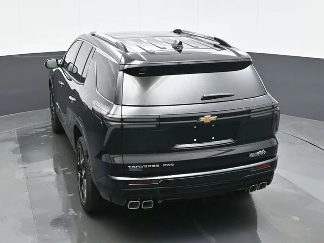 New 2026 Mosaic Black Metallic Chevrolet High Country image 10