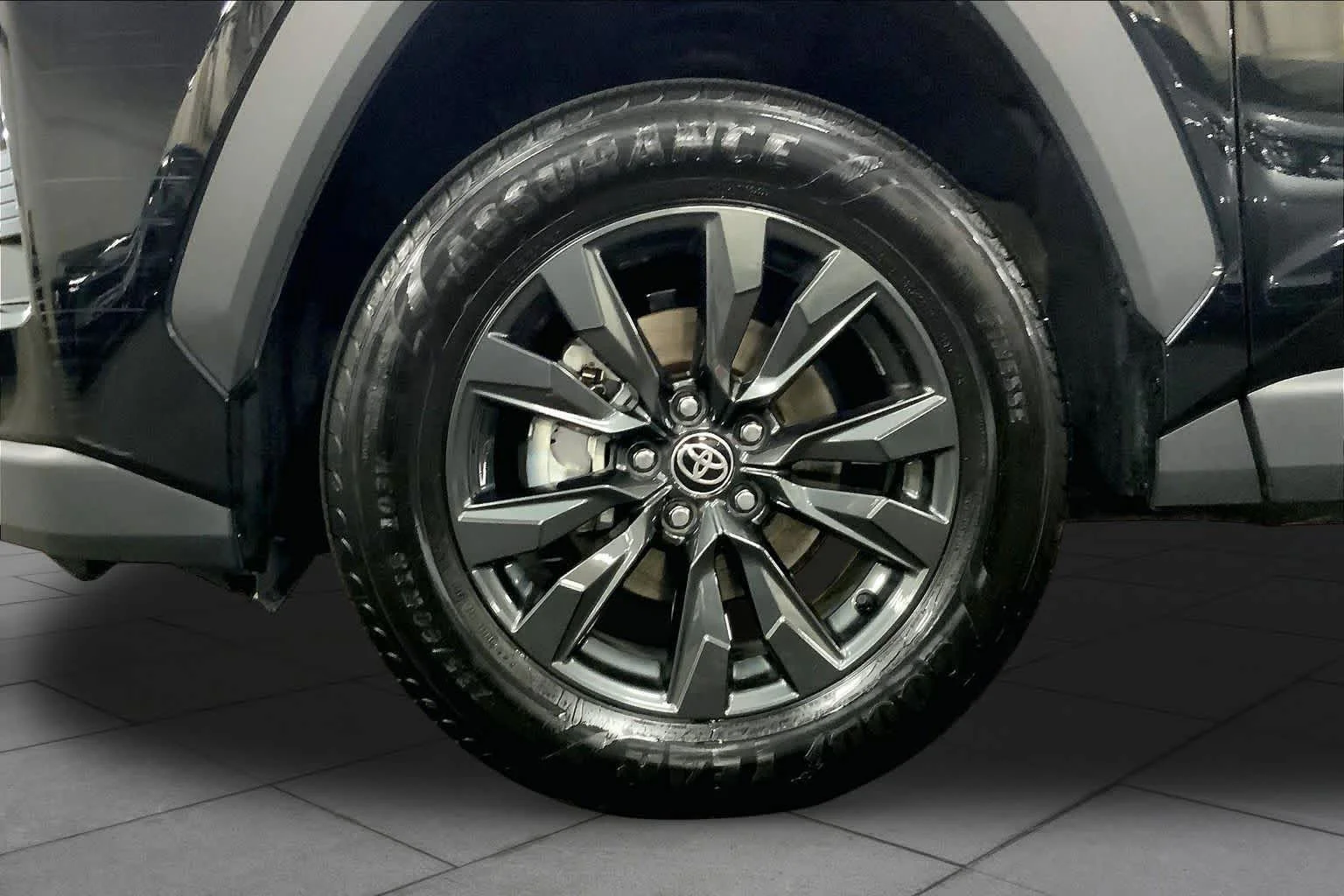 Used 2026 Midnight Black Metallic Toyota XLE Premium image 11