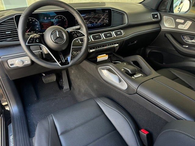 Certified Used 2025 Black Mercedes-Benz GLS 450 image 7