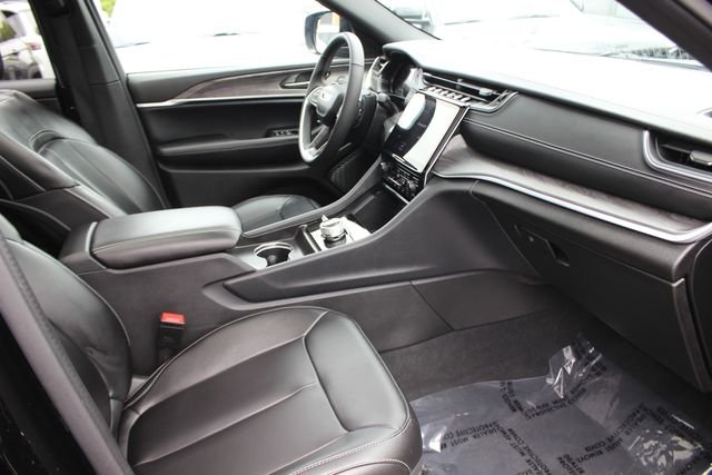 Used 2024 Black Jeep Limited image 38