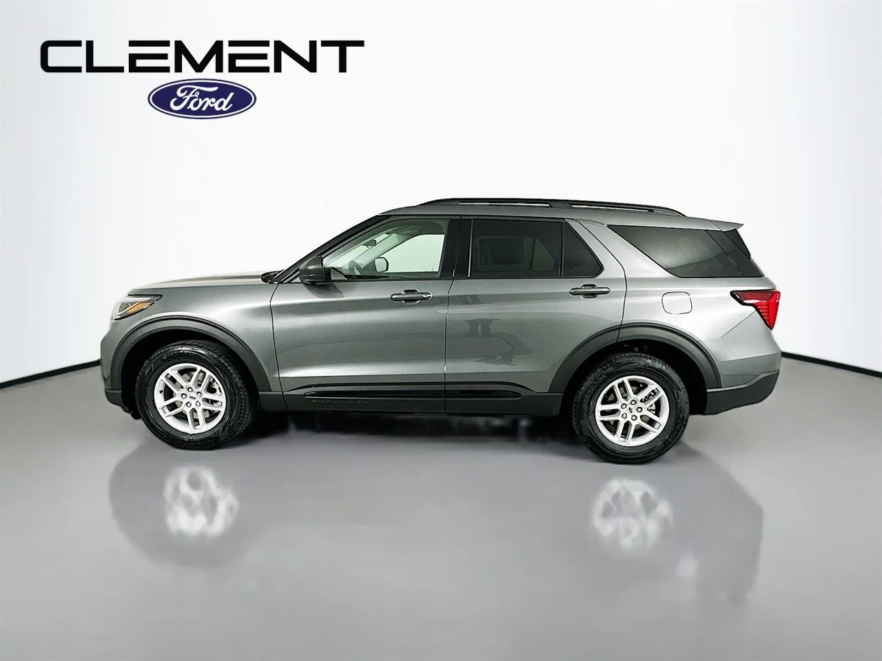 New 2026 Carbonized Gray Metallic Ford Active image 4