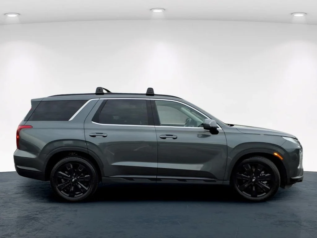 Used 2023 Gray Hyundai XRT image 7