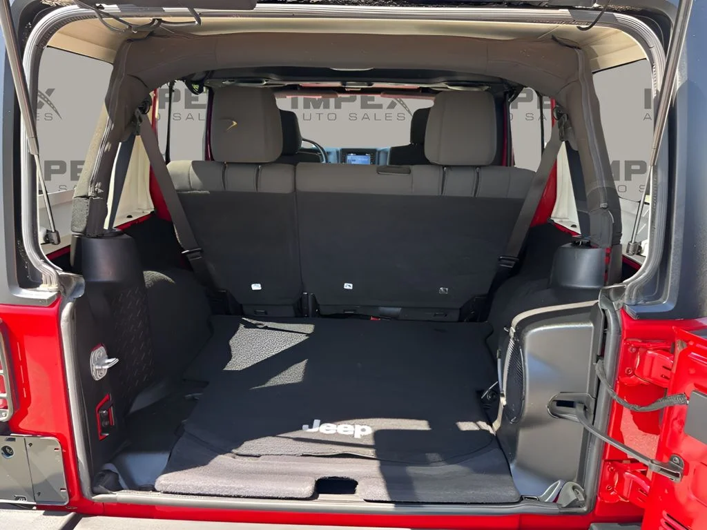 Used 2012 Red Jeep Unlimited Rubicon image 24