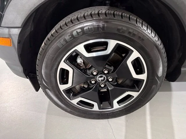 Used 2022 Black Ford Outer Banks image 4