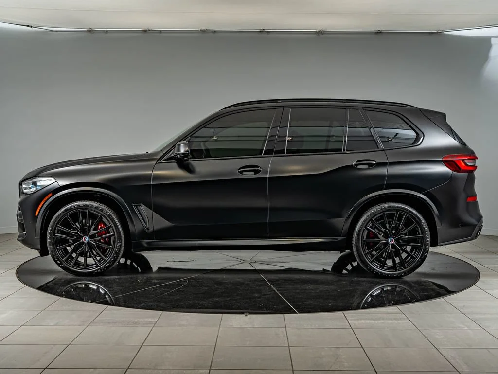 Used 2023 Special Order Color BMW M50i image 8