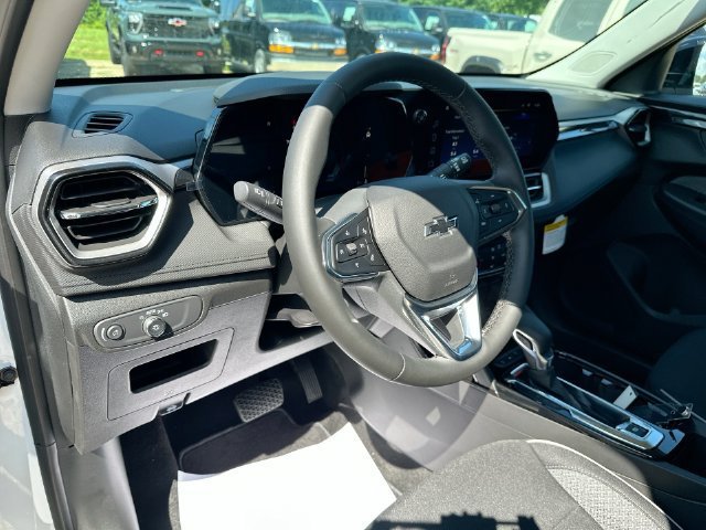 New 2026 Summit White Chevrolet LT image 12