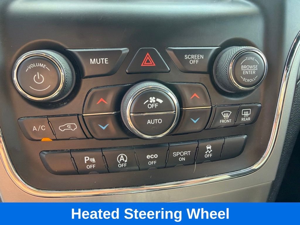 Used 2019 Gray Jeep Laredo E image 19