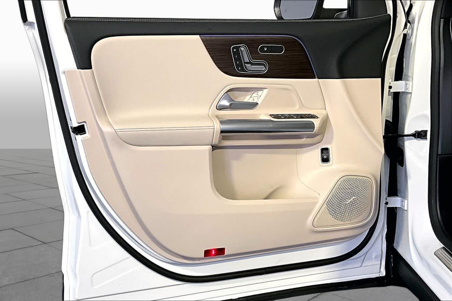 New 2026 Polar White Mercedes-Benz GLA 250 image 11
