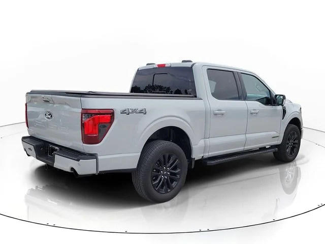 Used 2024 White Ford XLT image 5