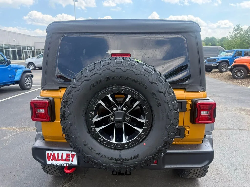 New 2026 Goldilocks Jeep Rubicon image 5