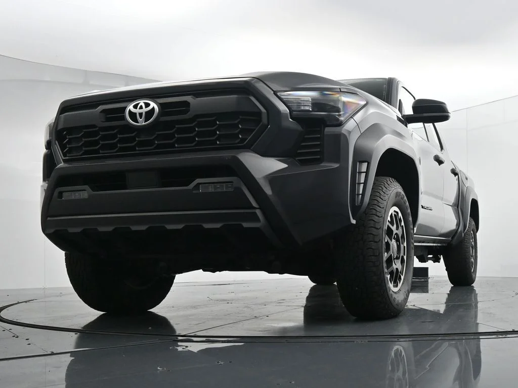Used 2024  Toyota TRD Off-Road image 30