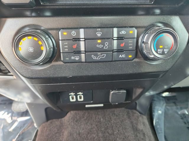 Used 2016 Gray Ford XLT image 15