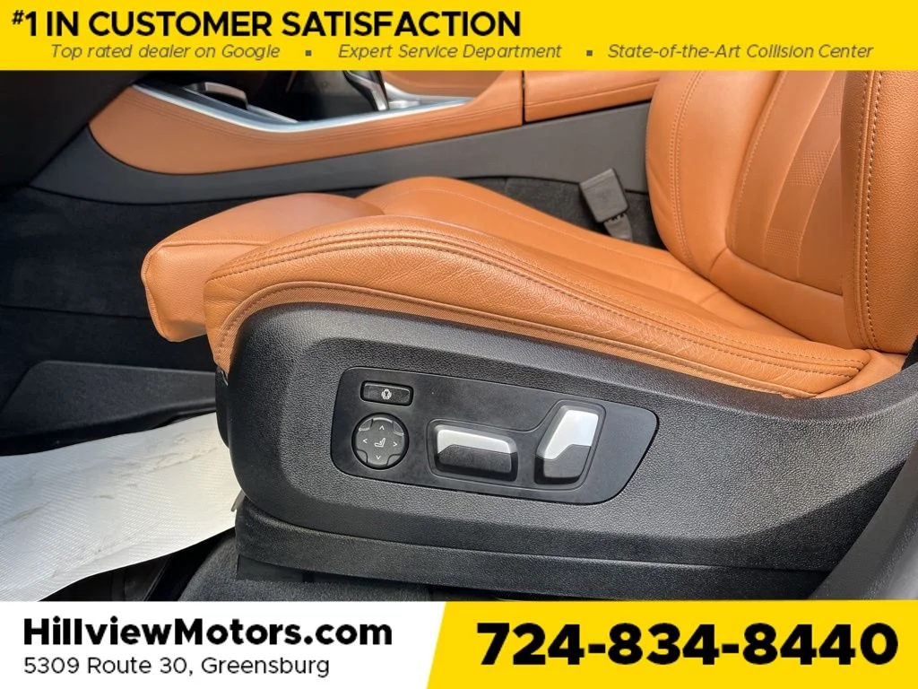 Certified Used 2022 Black Sapphire Metallic BMW xDrive40i image 16
