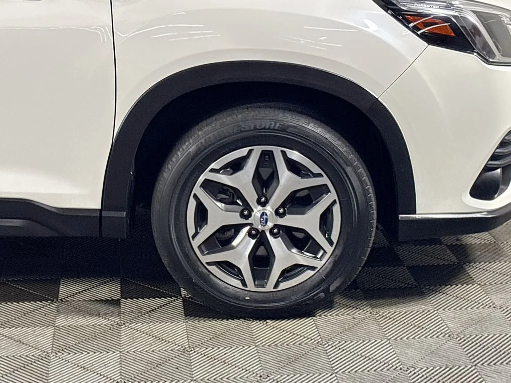 Used 2023 White Subaru Premium image 23