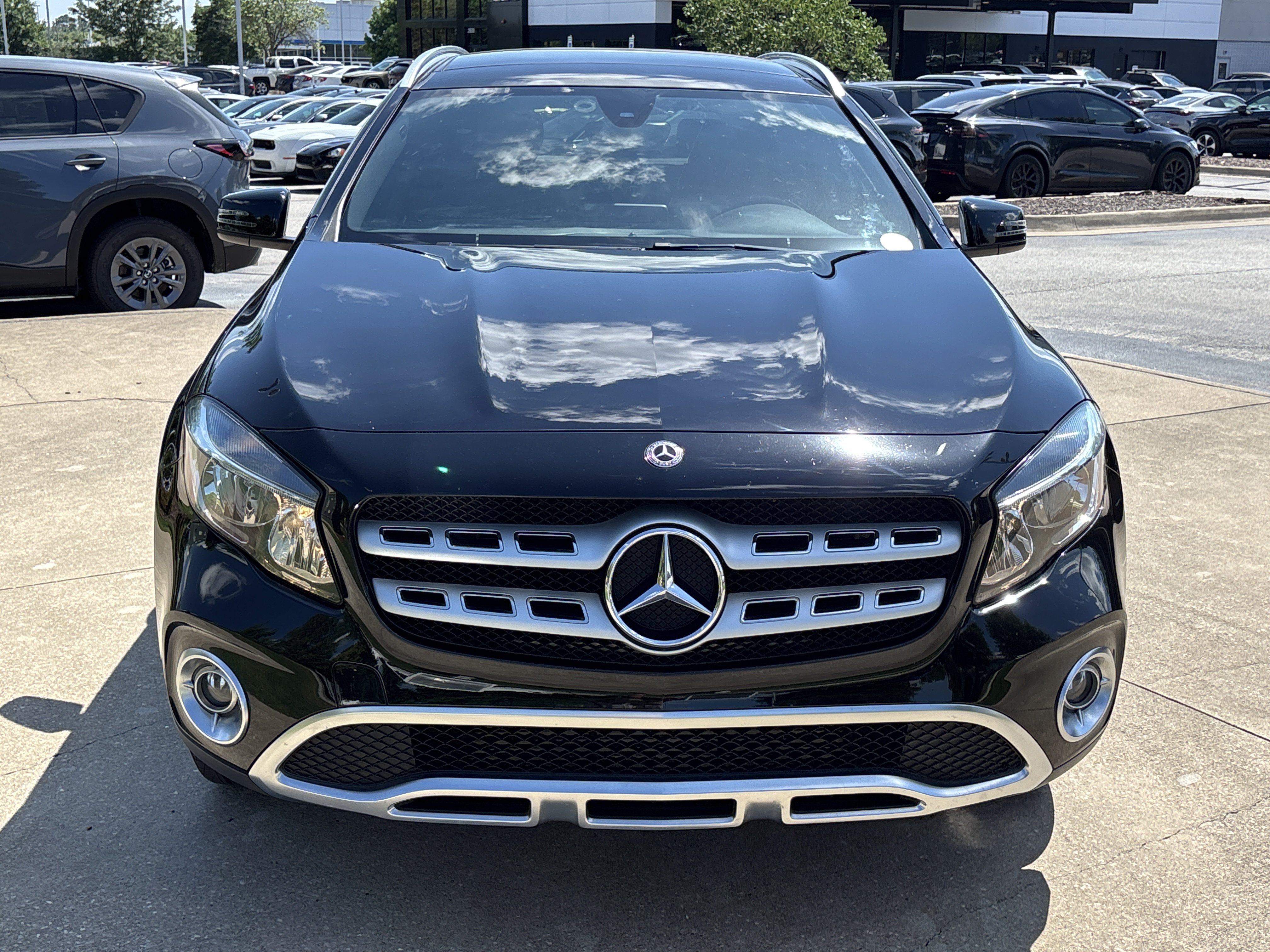 Used 2019 Cosmos Black Metallic Mercedes-Benz GLA 250 4Matic image 13