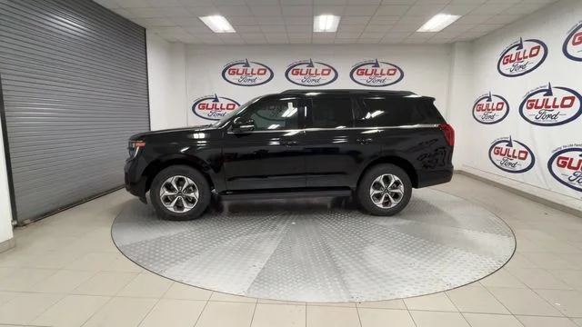 New 2027 Agate Black Metallic Ford Active image 8
