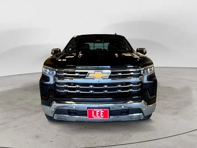 Used 2022 Black Chevrolet LTZ image 9
