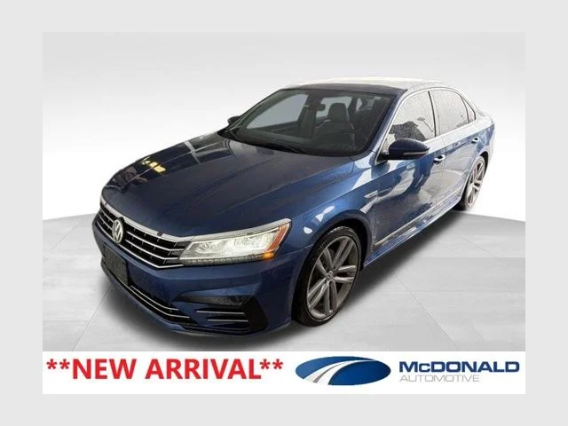 2017 Volkswagen Passat 1.8T R-Line