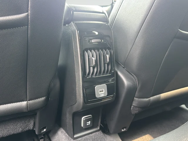 Used 2024 Blue Jeep Limited image 29