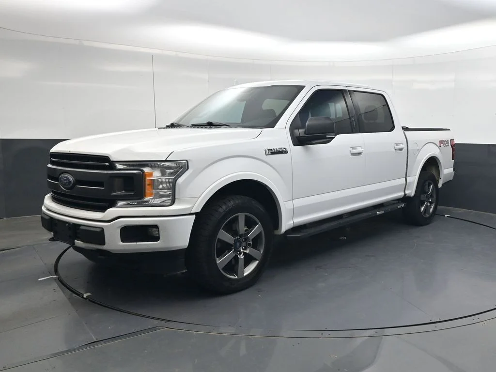 Used 2018 White Ford XLT image 8