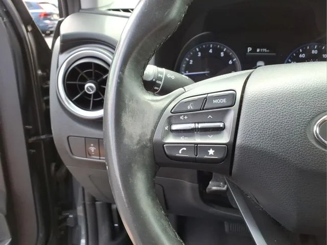 Used 2023 Gray Hyundai SEL image 25