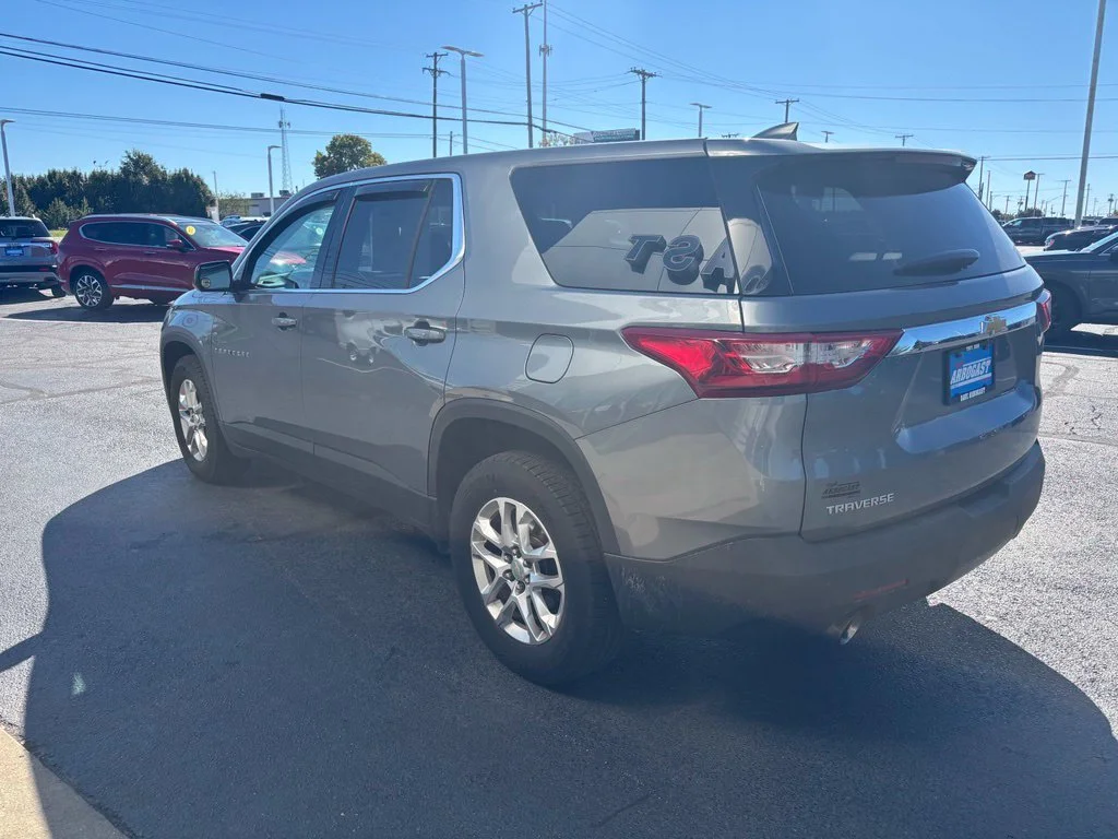 Used 2019 Gray Chevrolet LS image 7