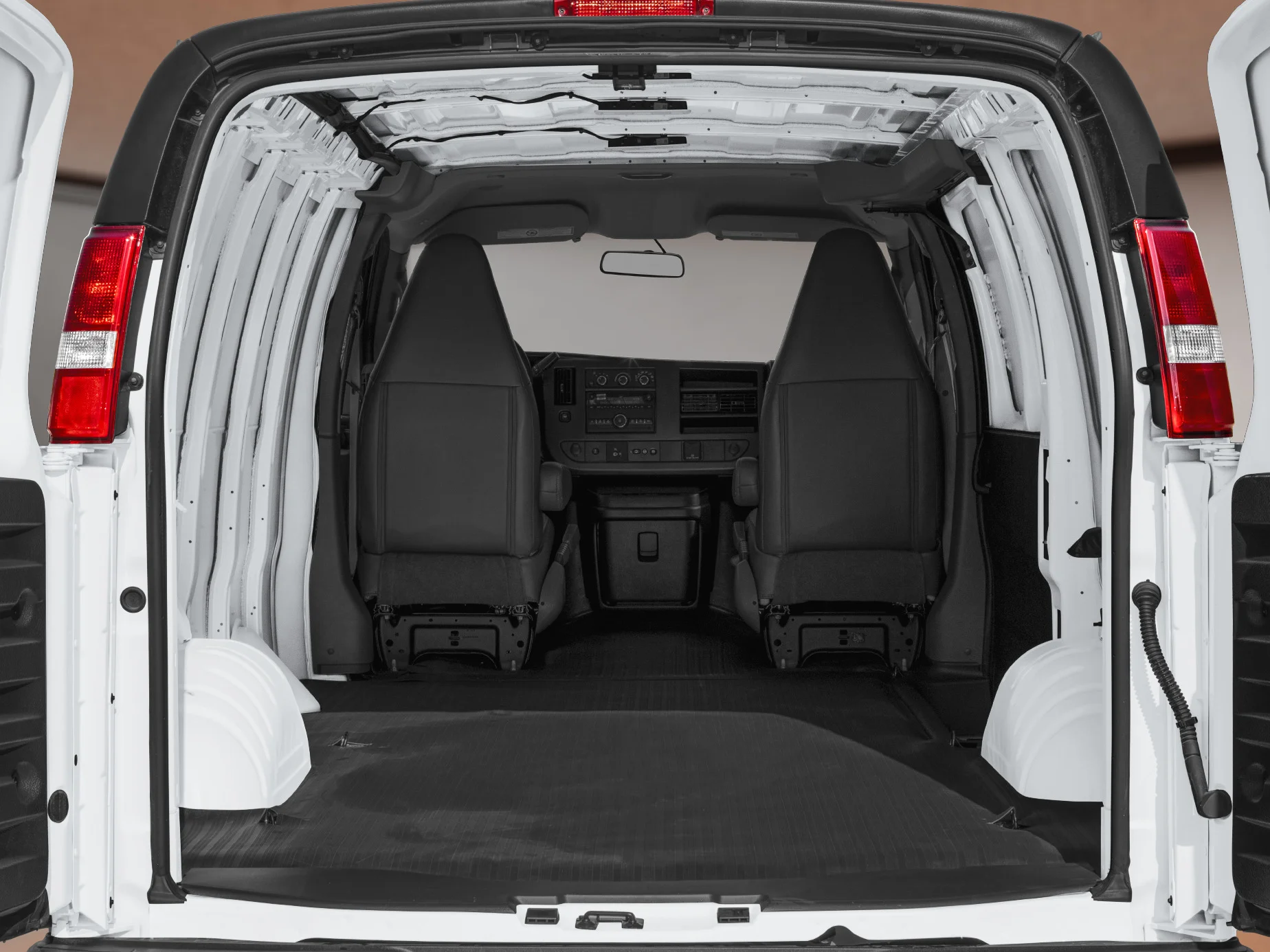 New 2026 White GMC 2500 Regular Wheelbase Rear-Wheel Drive image 7