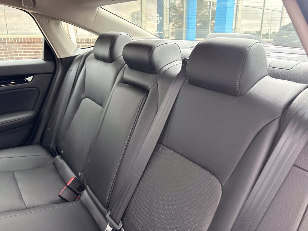 Certified Used 2024 Rallye Red Honda Touring image 40