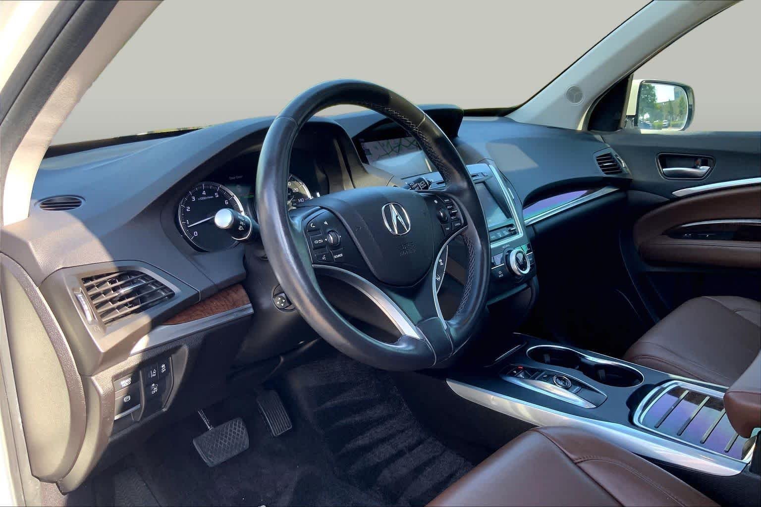 Used 2018 White Diamond Pearl Acura w/Technology Pkg image 18