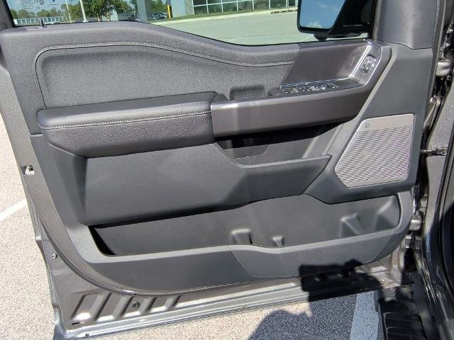 New 2026 Carbonized Gray Metallic Ford Lariat® image 63
