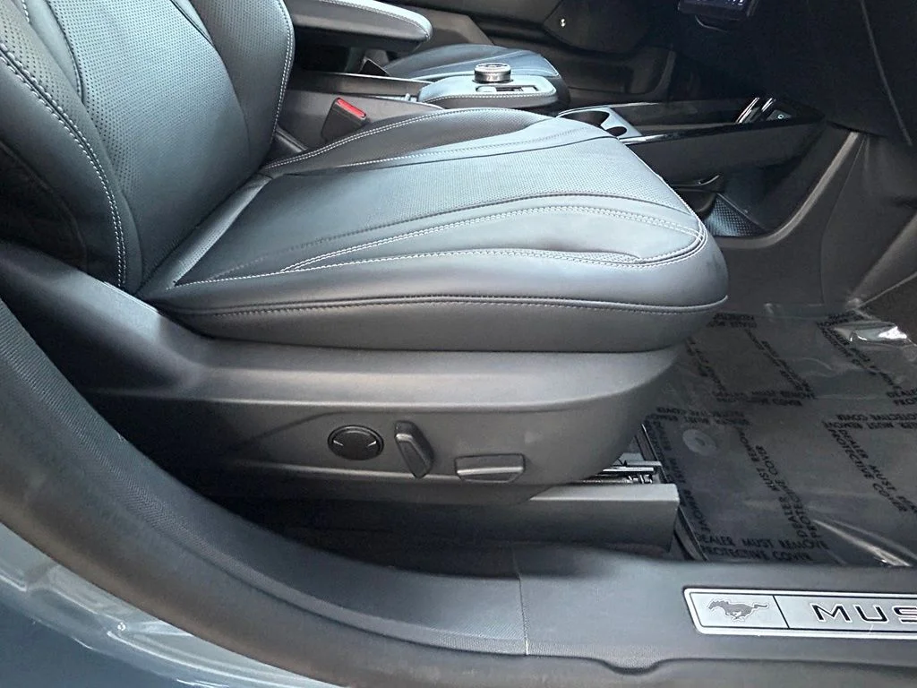 Used 2023 Blue Metallic Ford Premium image 27
