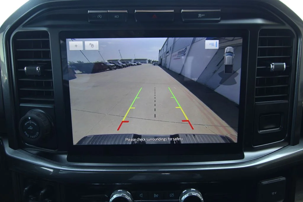 Used 2023  Ford XLT image 13