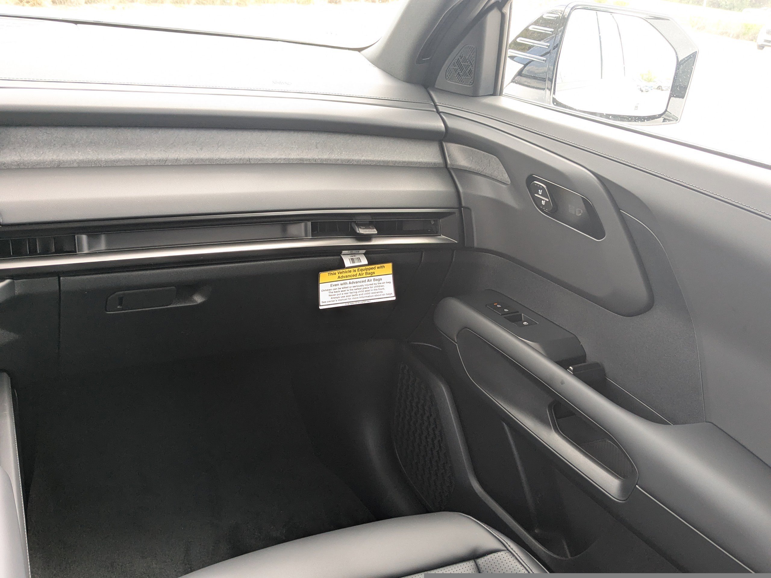 New 2027 Glacial White Pearl Kia X-Line EX image 23