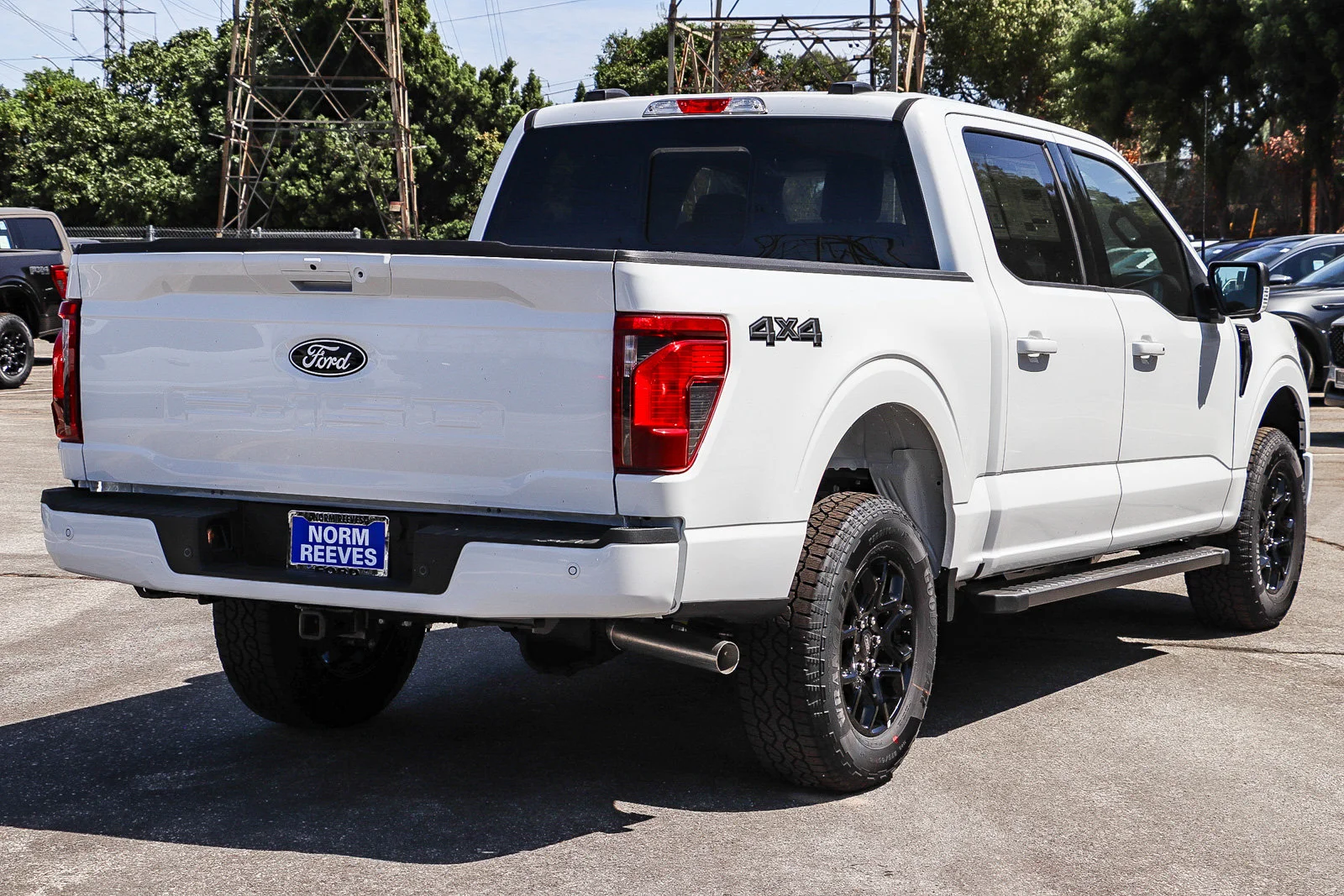 New 2026 Oxford White Ford XLT image 6