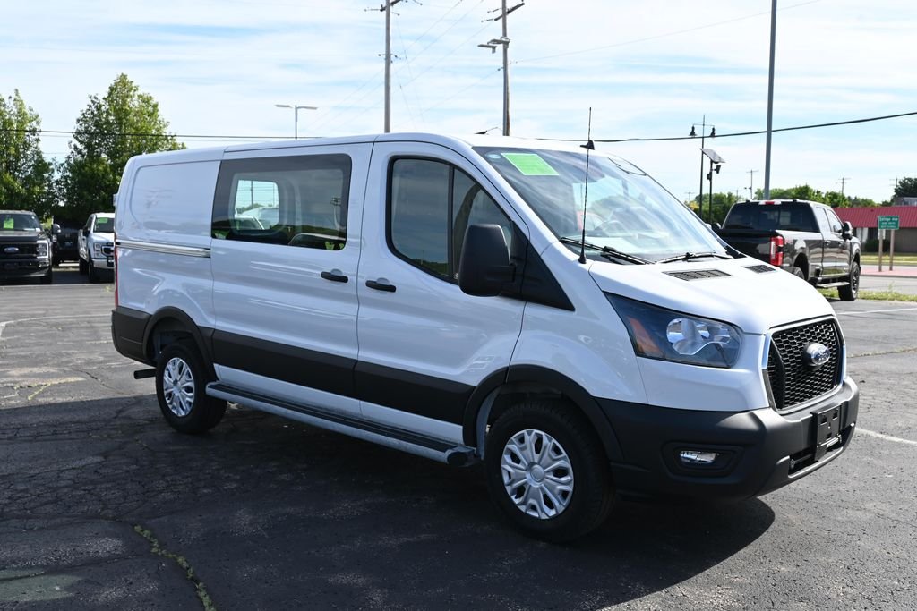 Used 2025 Oxford White Ford Base image 7