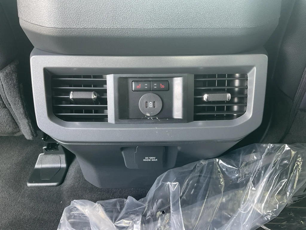 New 2026 Agate Black Metallic Ford LARIAT image 9