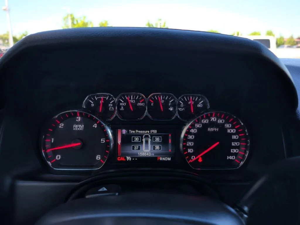 Used 2016 ONYX BLACK GMC SLT image 17