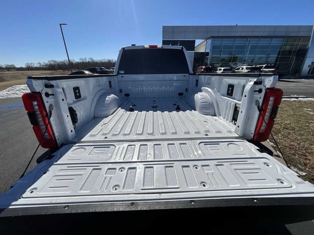 Used 2024 White Ford Lariat image 29