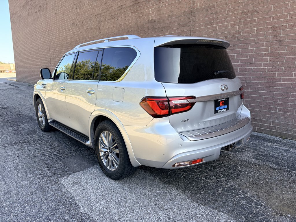 Used 2020 Liquid Platinum INFINITI LUXE image 3