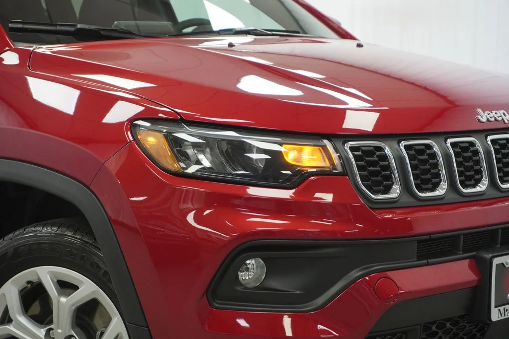Certified Used 2025 Red Jeep Latitude image 5