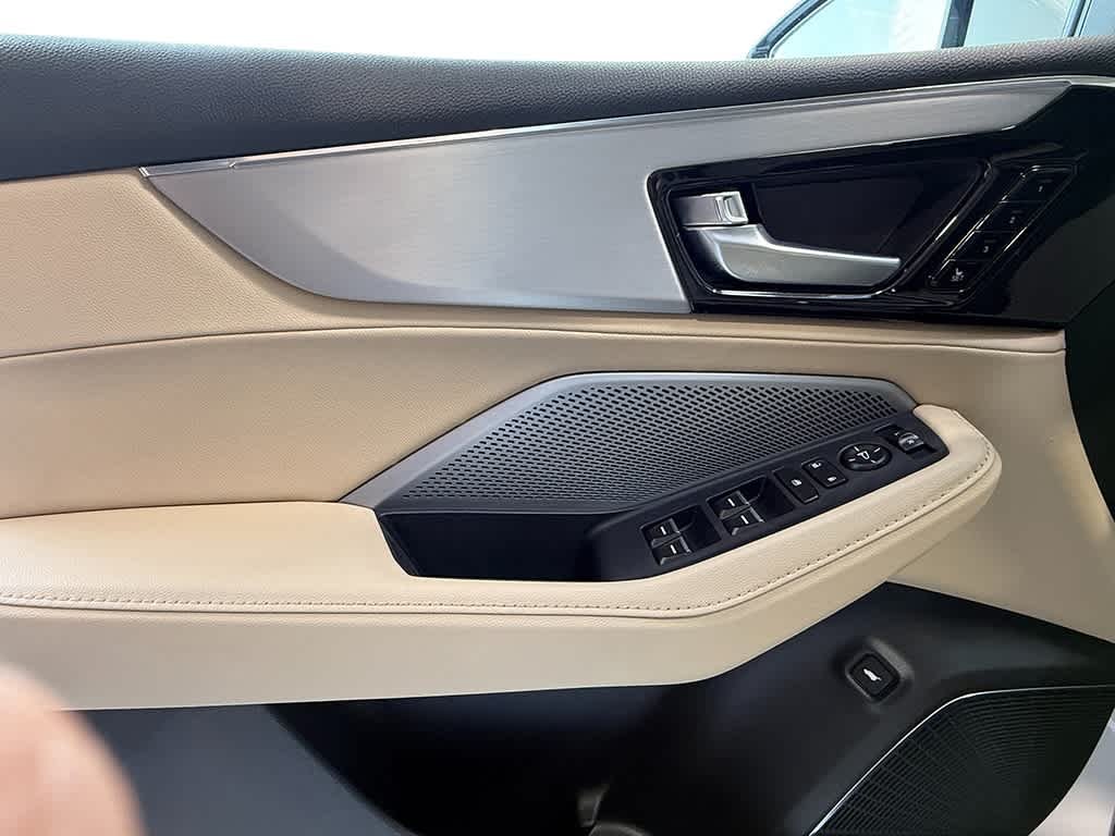 New 2026 Platinum White Pearl Acura  image 14