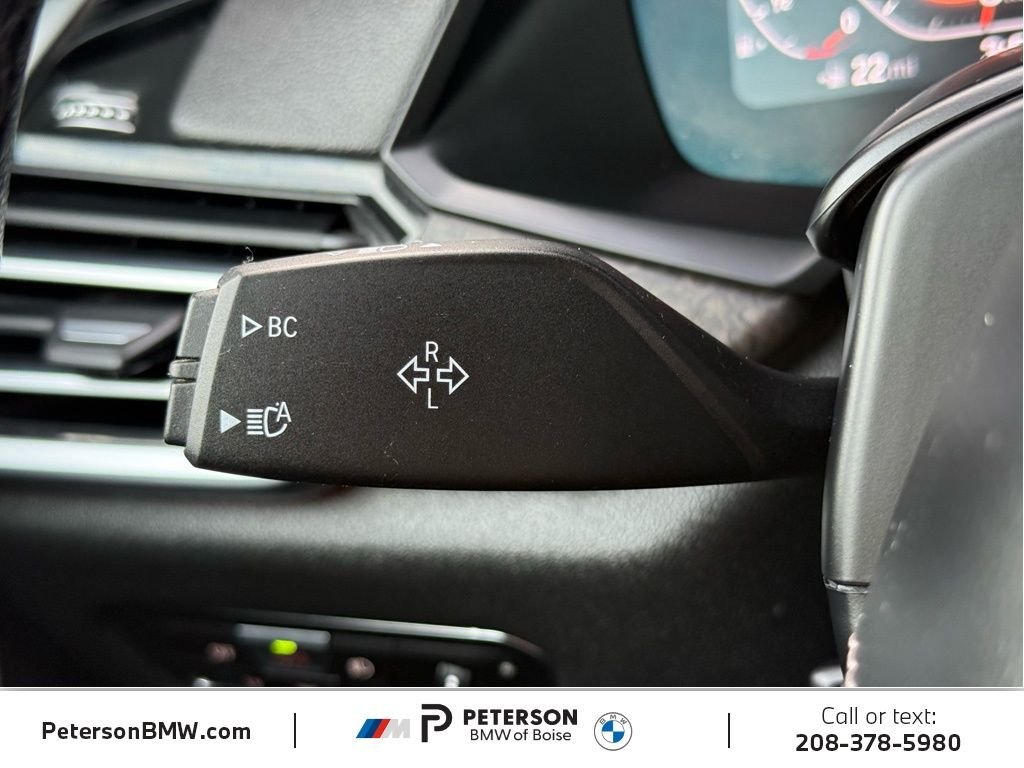 Used 2023 Black Sapphire Metallic BMW xDrive40i image 32